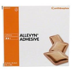 MEDICAZIONE IDROCELLULARE ADESIVA STERILE ALLEVYN ADHESIVE ALTAMENTE ASSORBENTE IN SCHIUMA DI POLIURETANO A STRUTTURA TRISTRATIFICATA 12,5X12,5CM 3 PEZZI - Doctor Vinz