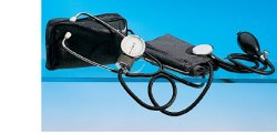 SFIGMOMANOMETRO ANEROIDE AD ALTA PRECISIONE CON FONENDOSCOPIO  BRACCIALE CON CHIUSURA IN VELCRO  CUSCINETTO IN GOMMA  SOFFIERIA COMPLETA DI VALVOLA - Doctor Vinz
