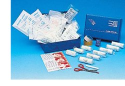 CASSETTA PRONTO SOCCORSO CARAVAN, PER L'AUTOMOBILE, IL CAMION E TUTTI GLI AUTOMEZZI. OBBLIGATORIA IN MOLTE NAZIONI EUROPEE CON CONTENUTO CONFORME ALLA NORMATIVA DIN 13164/B - Doctor Vinz